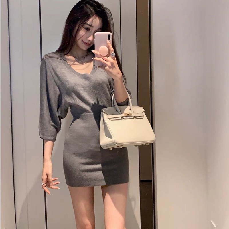 Loose knitted U-neck smock lazy package hip dress