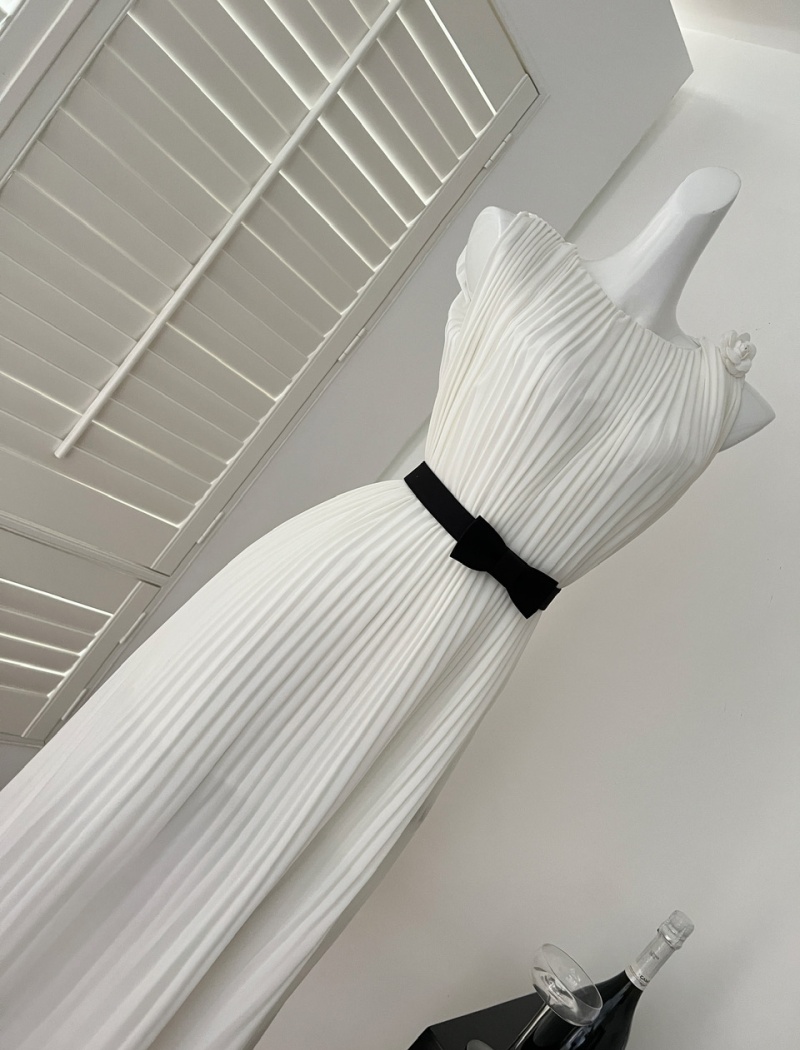 Temperament pinched waist dress white long dress for women