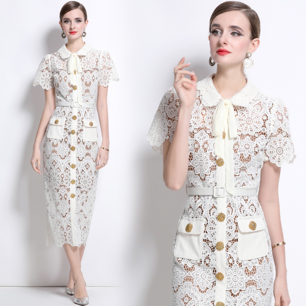 Single-breasted white collar short sleeve sling dress