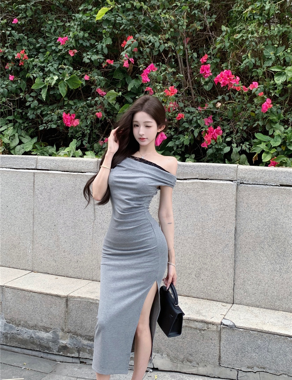 Sexy Pseudo-two flat shoulder sloping shoulder enticement dress