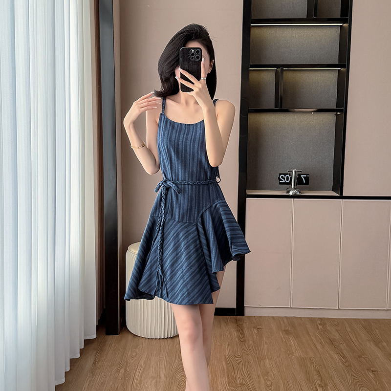 Frenum irregular stripe strap dress navy-blue summer dress