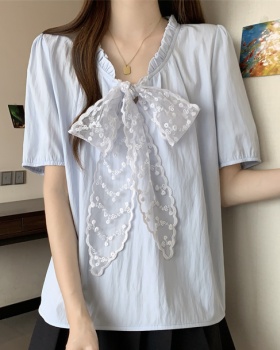 Short sleeve V-neck shirt wood ear bow tops for women