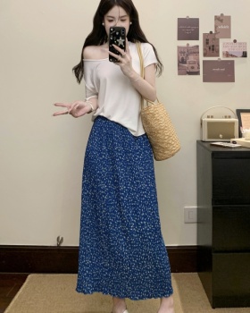 Floral minimalist T-shirt doctrine temperament skirt a set