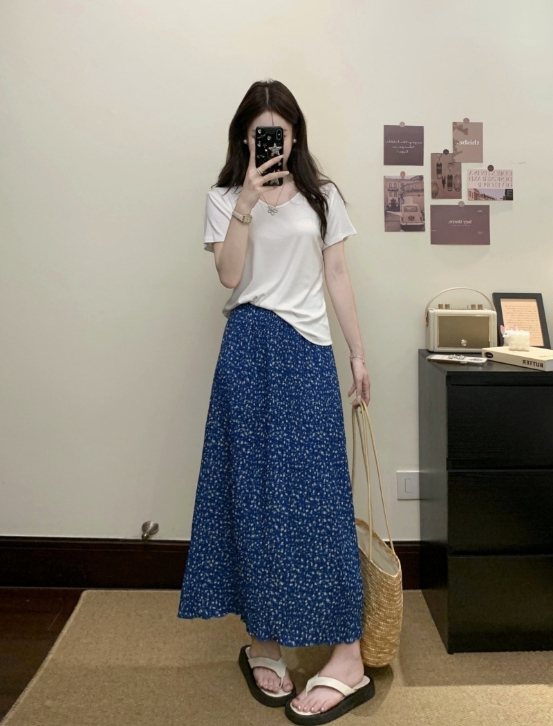 Floral minimalist T-shirt doctrine temperament skirt a set