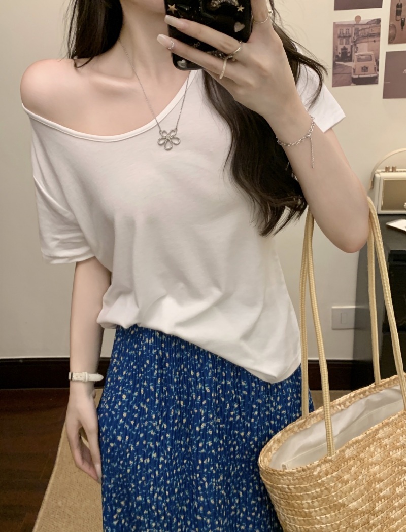 Floral minimalist T-shirt doctrine temperament skirt a set