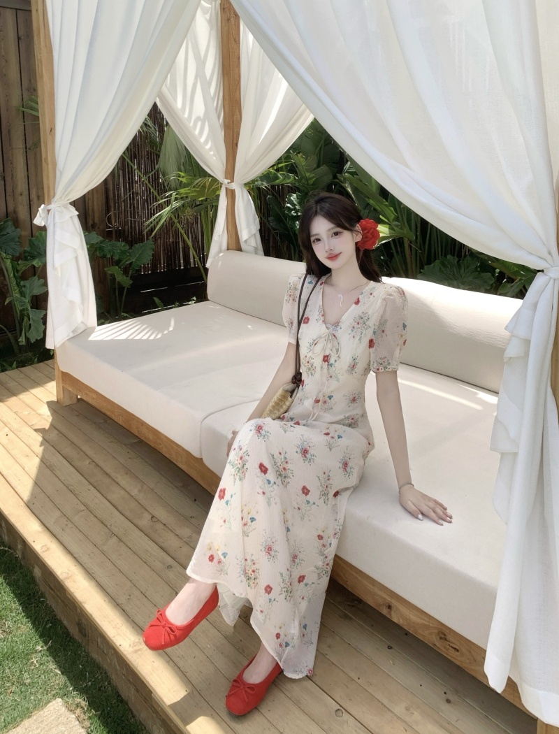 Long slim floral V-neck temperament summer dress