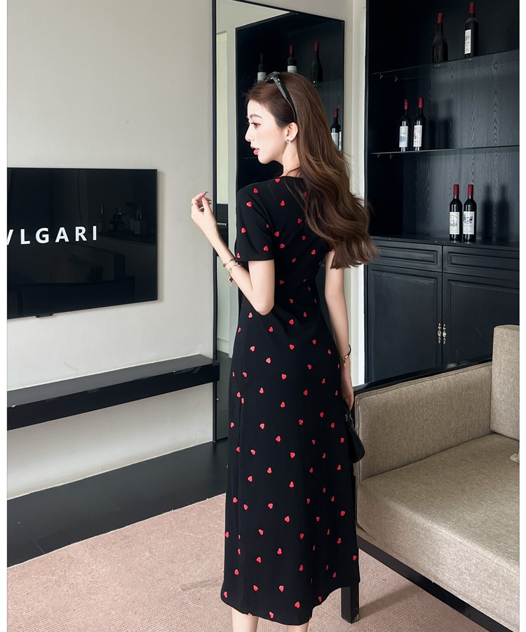Slim pinched waist heart show young black dress