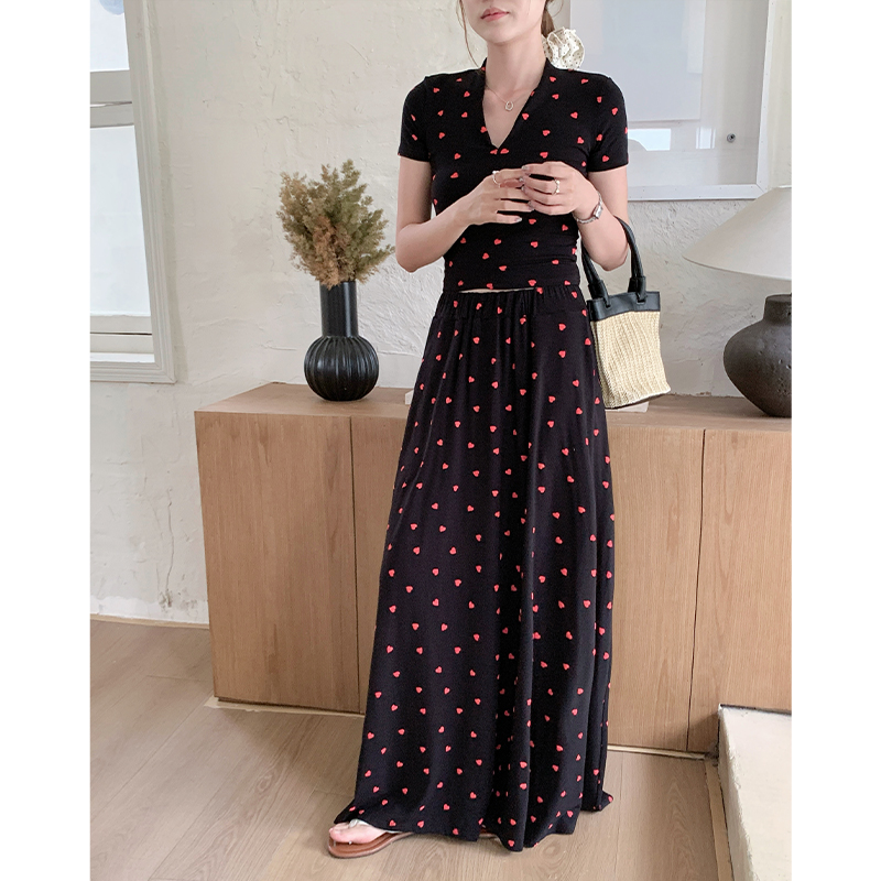 Short sleeve black tops heart Western style long skirt a set