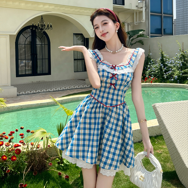 Thick and disorderly T-back boats sleeve dress