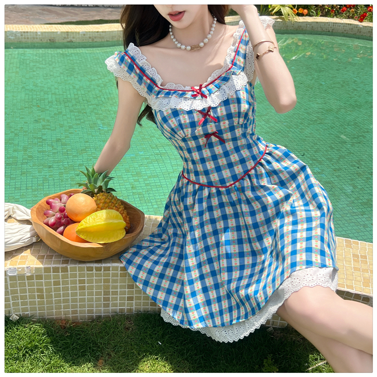 Thick and disorderly T-back boats sleeve dress