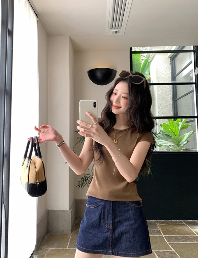 Round neck unique summer T-shirt short sleeve slim tops for women