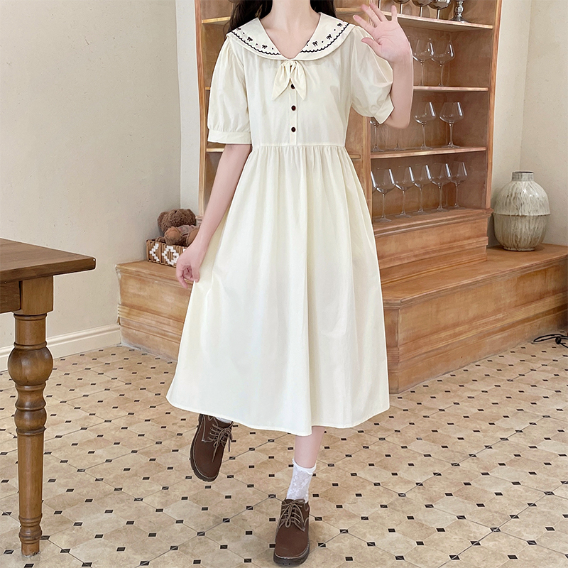 College style short sleeve frenum refreshing dress