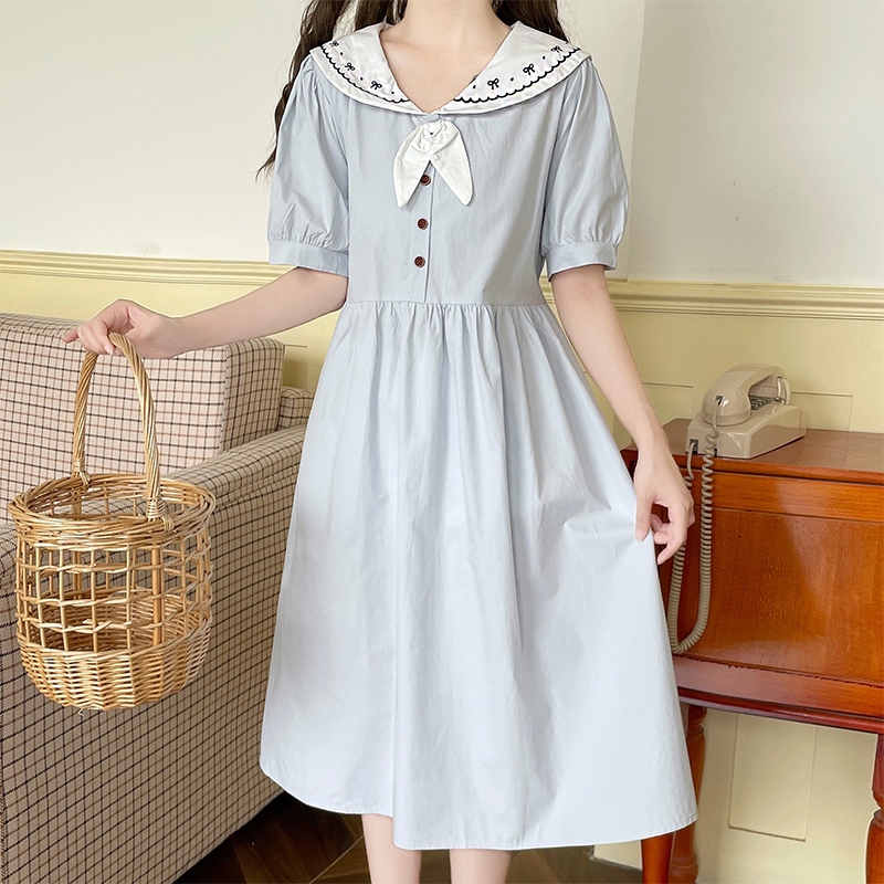 College style short sleeve frenum refreshing dress