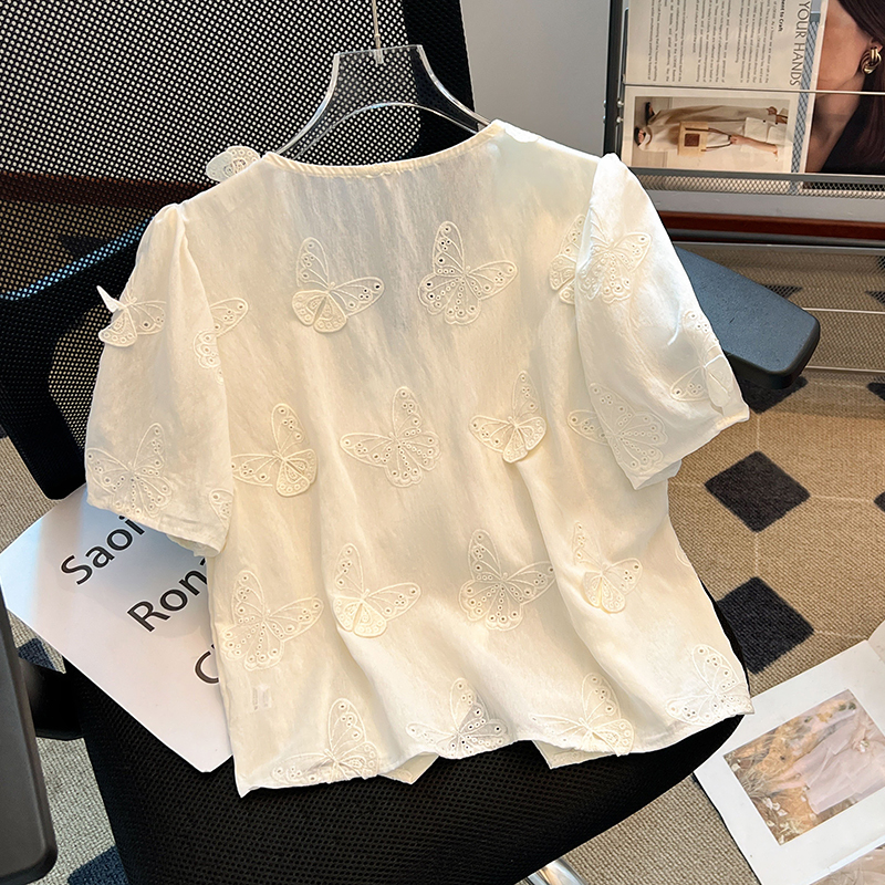 V-neck embroidery shirt show young small shirt for women