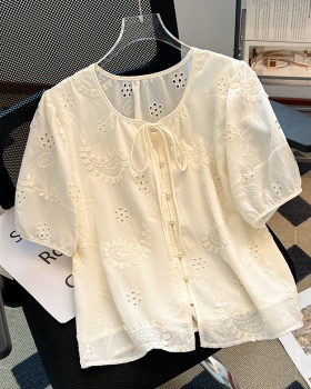 Niche embroidery round neck short sleeve all-match commuting shirt