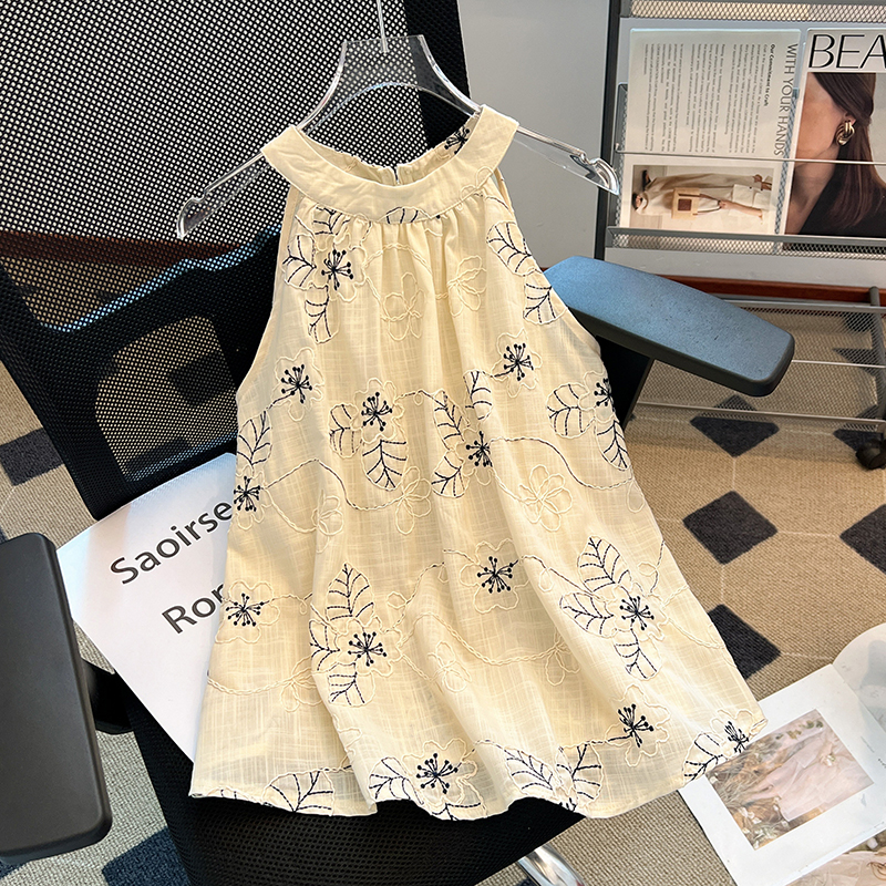 Embroidery tops spring and summer vest for women