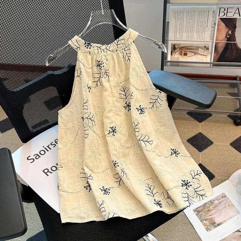 Embroidery tops spring and summer vest for women