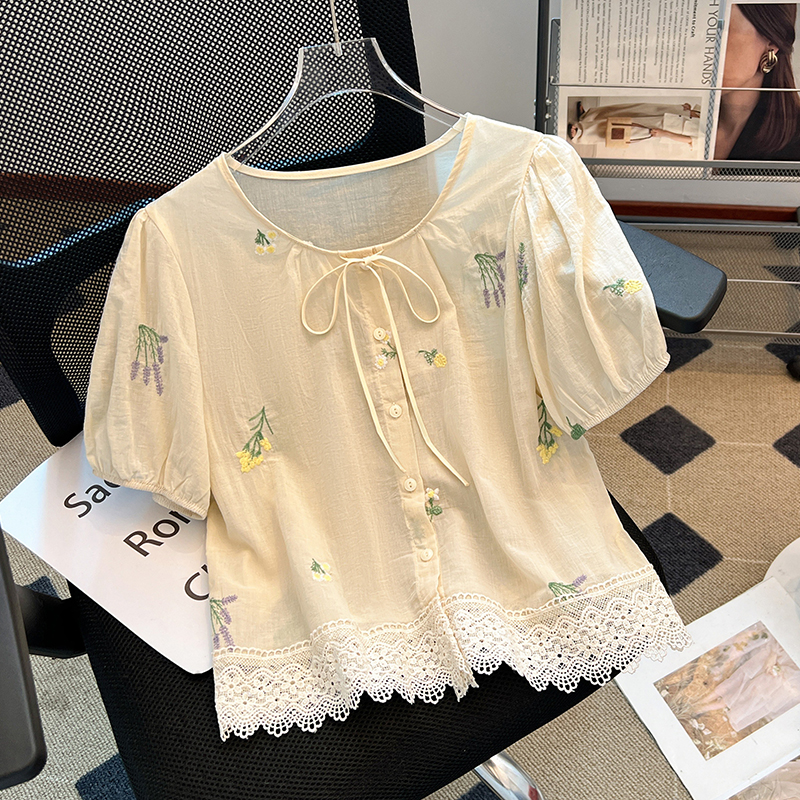 Japanese style small shirt round neck tops for women