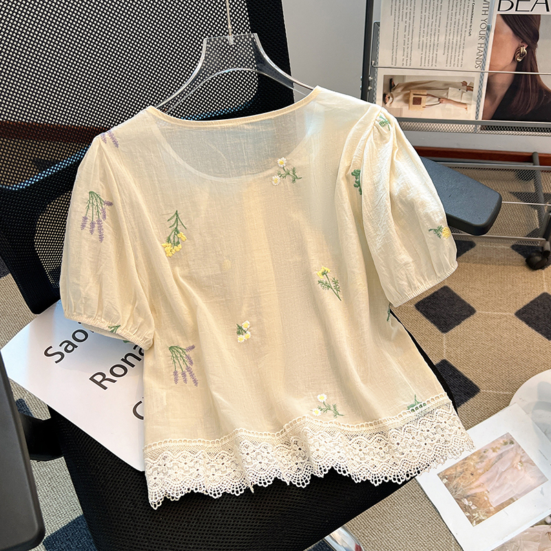Japanese style small shirt round neck tops for women