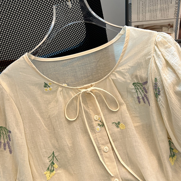 Japanese style small shirt round neck tops for women