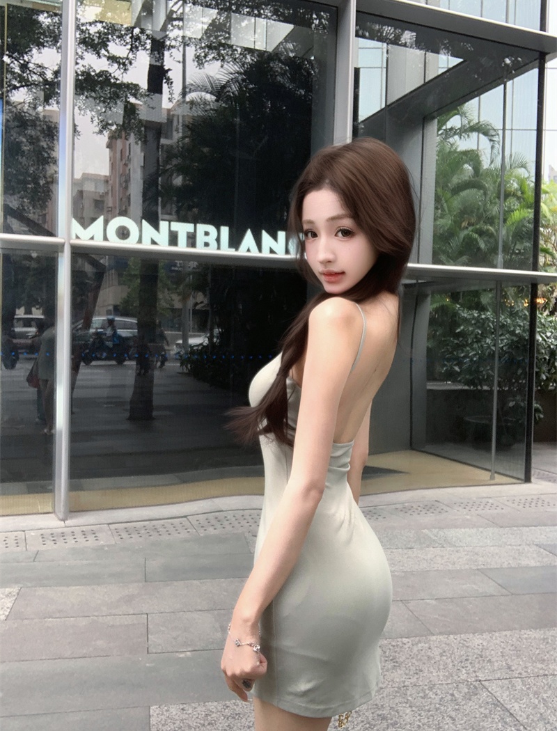 Knitted halter T-back with chest pad dress