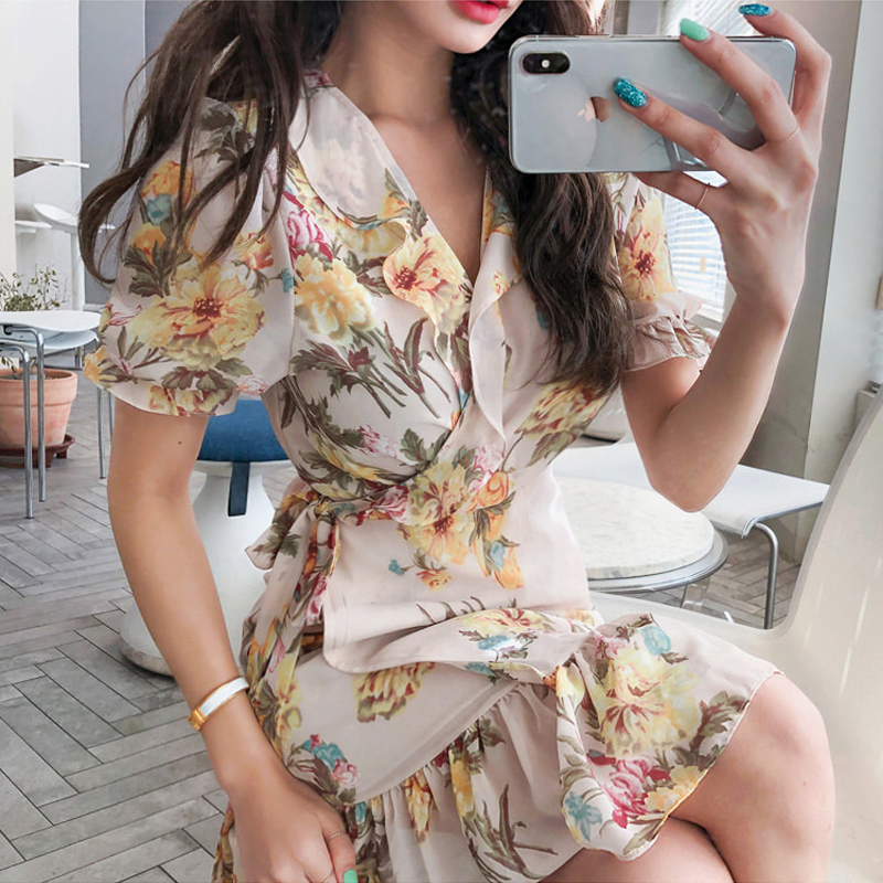 V-neck long chiffon loose wavy edge frenum Korean style dress