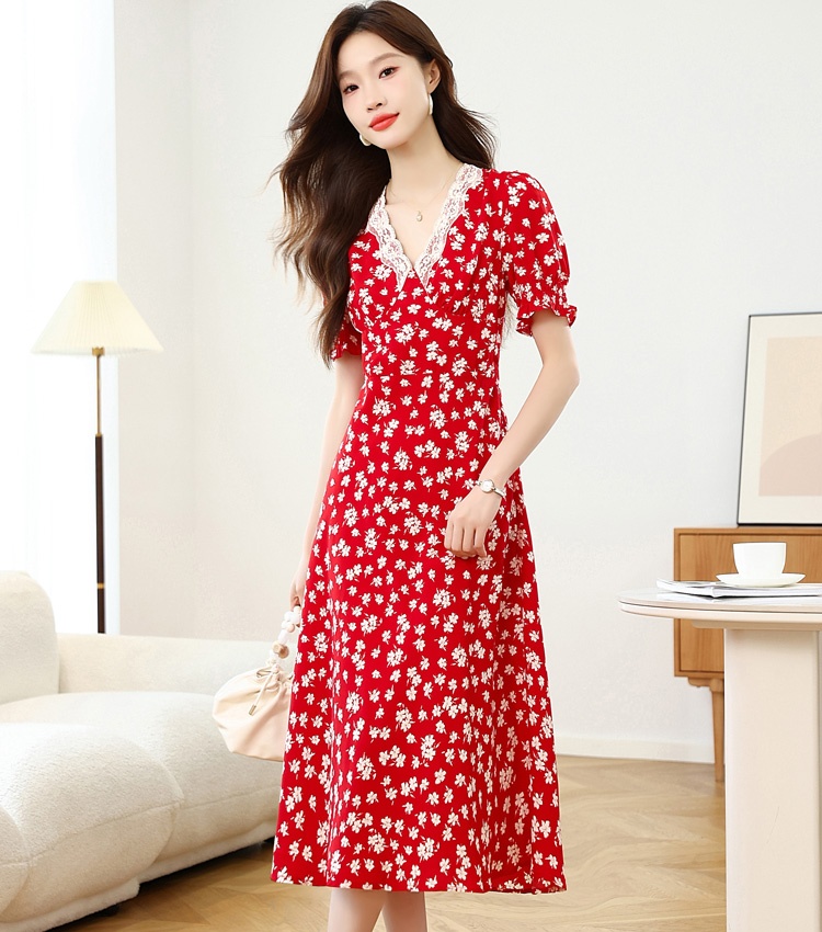 Spring and summer long dress vacation dress for women