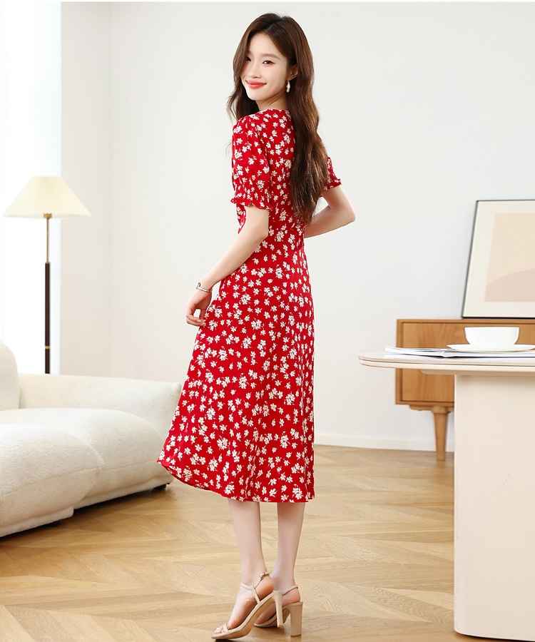Spring and summer long dress vacation dress for women