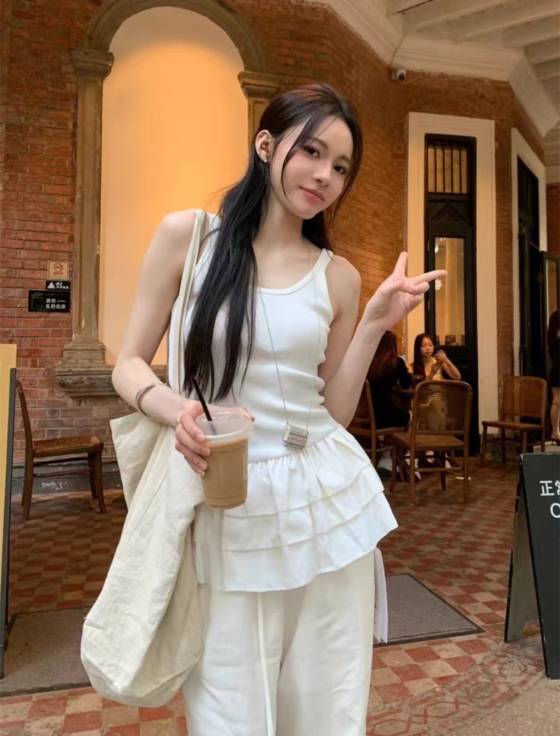 Sling vest skirt hem tops for women