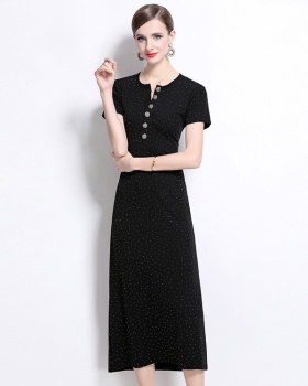 Round neck pinched waist rose slim buckles dress