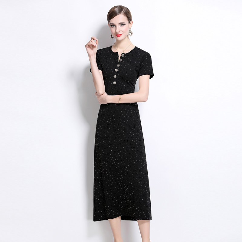 Round neck pinched waist rose slim buckles dress
