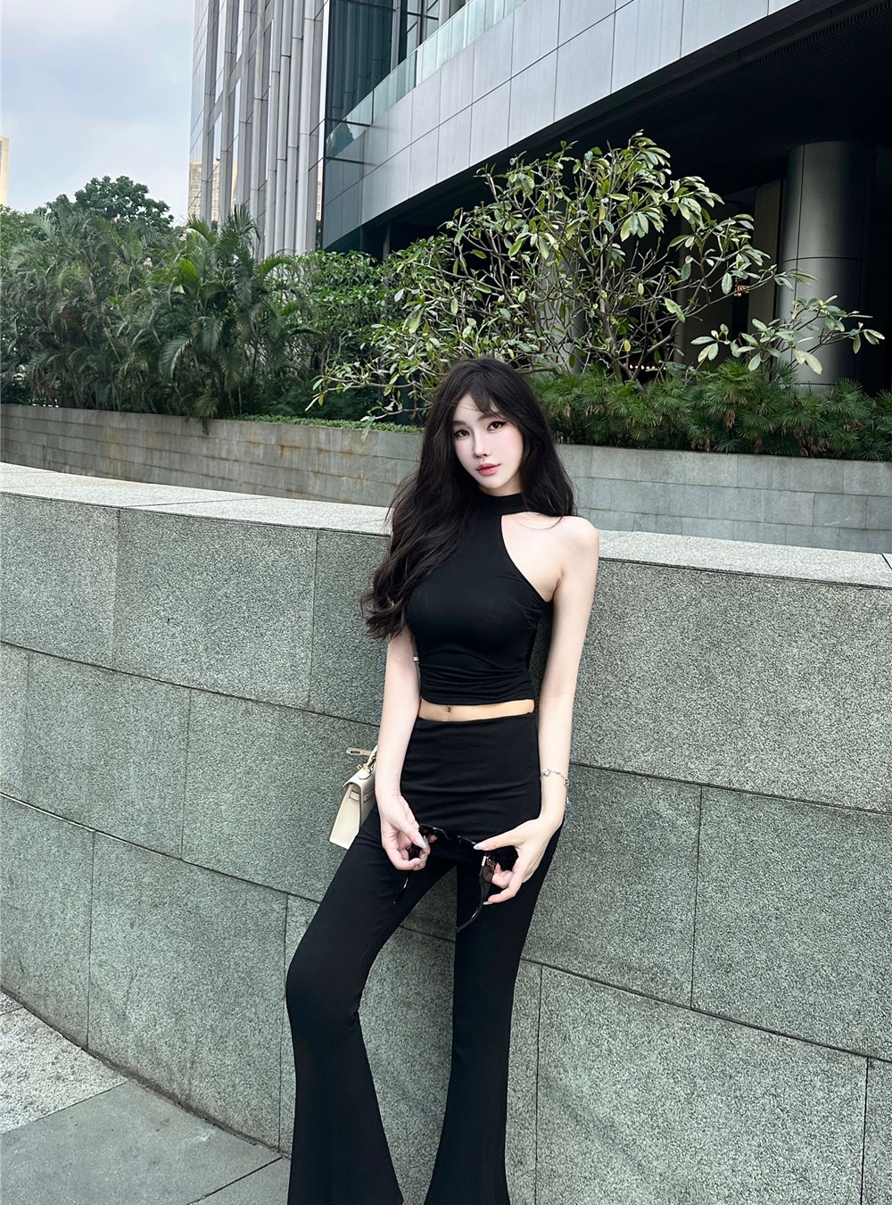 Halter sling long pants inside the ride short culottes