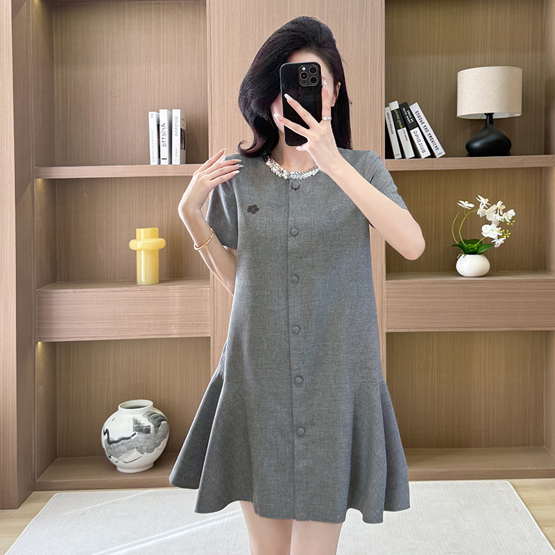 Western style fashion summer show young college style gray dress