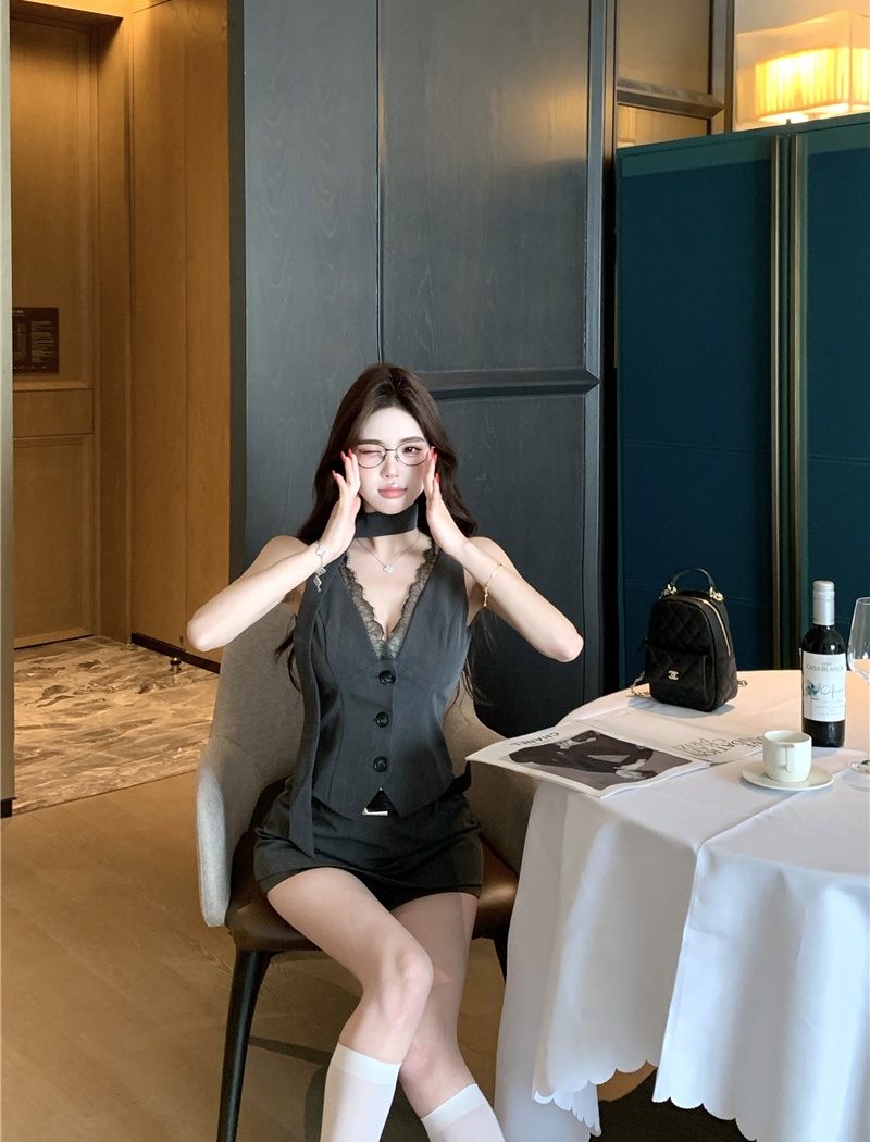 Sexy splice waistcoat V-neck lace skirt 2pcs set for women