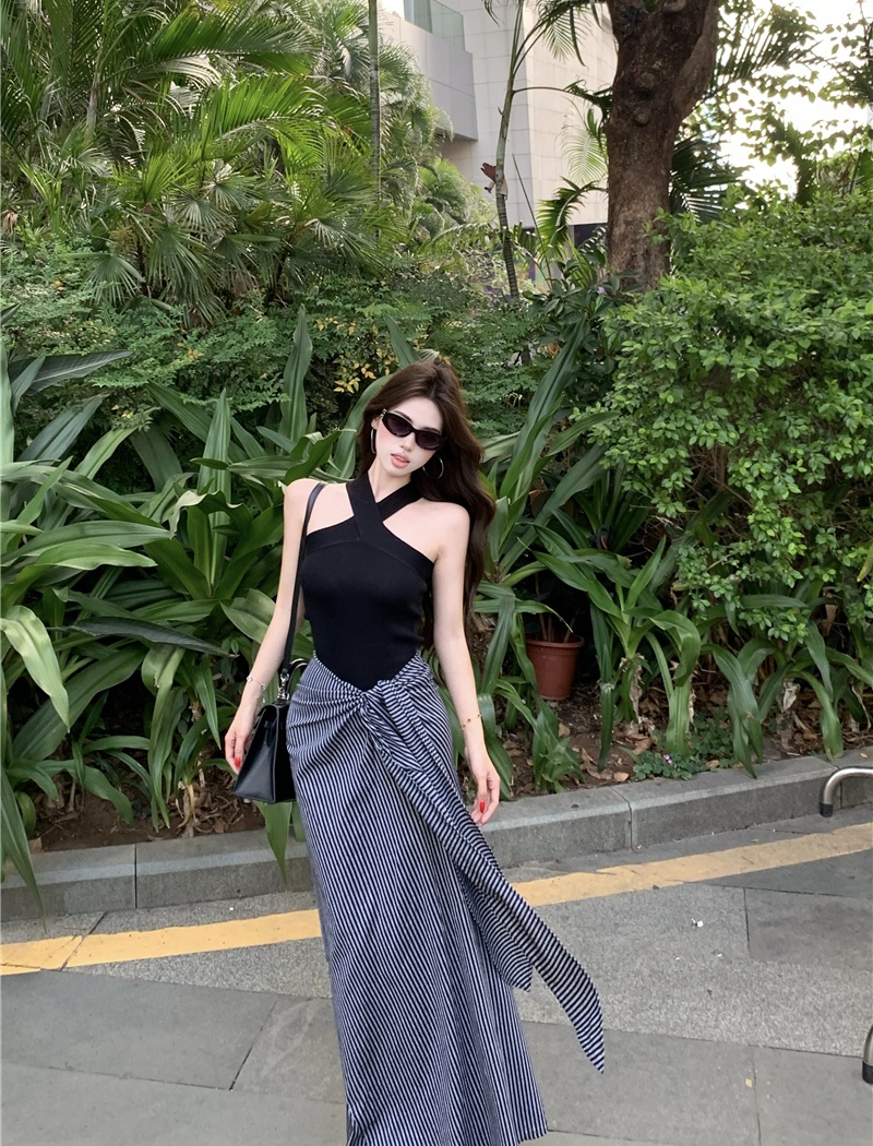 Temperament slim skirt high waist cross vest a set for women