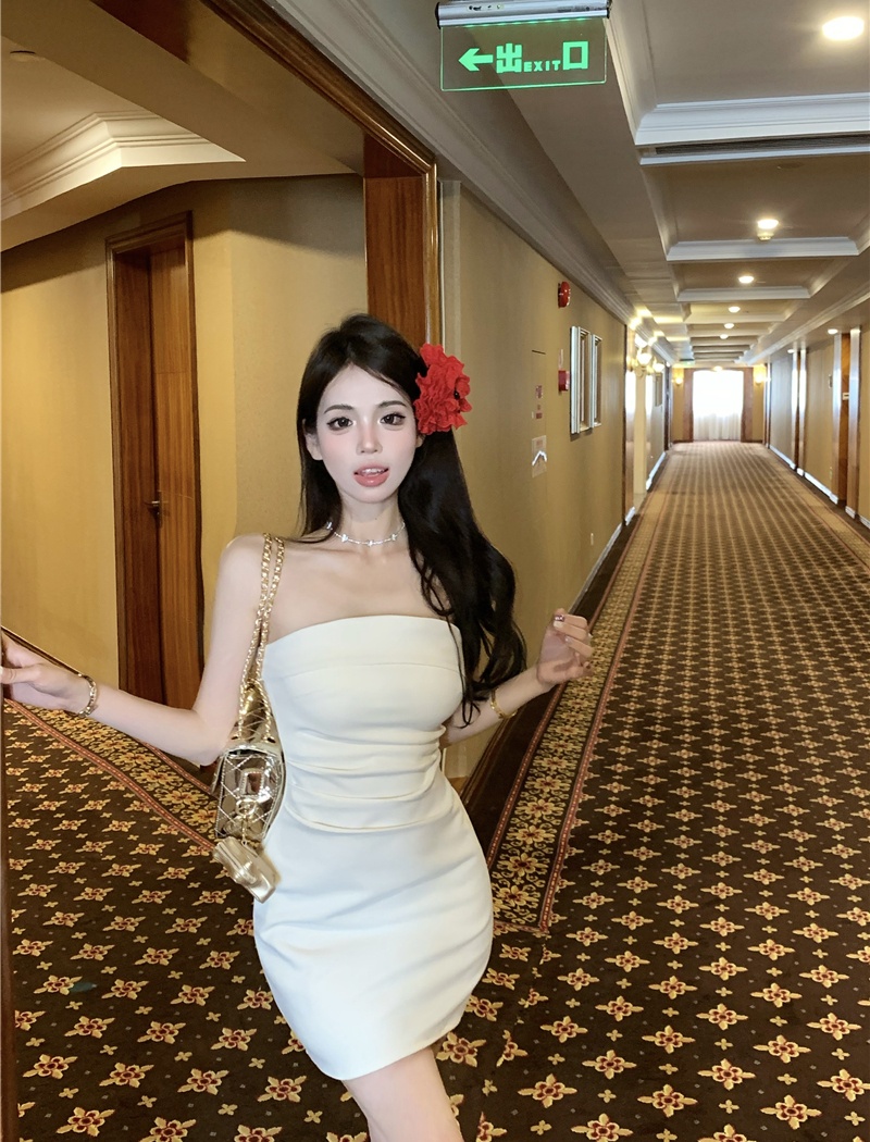 Slim temperament strap dress wrapped chest dress