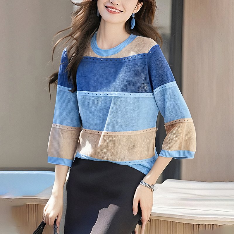 Round neck hollow bottoming T-shirt for women
