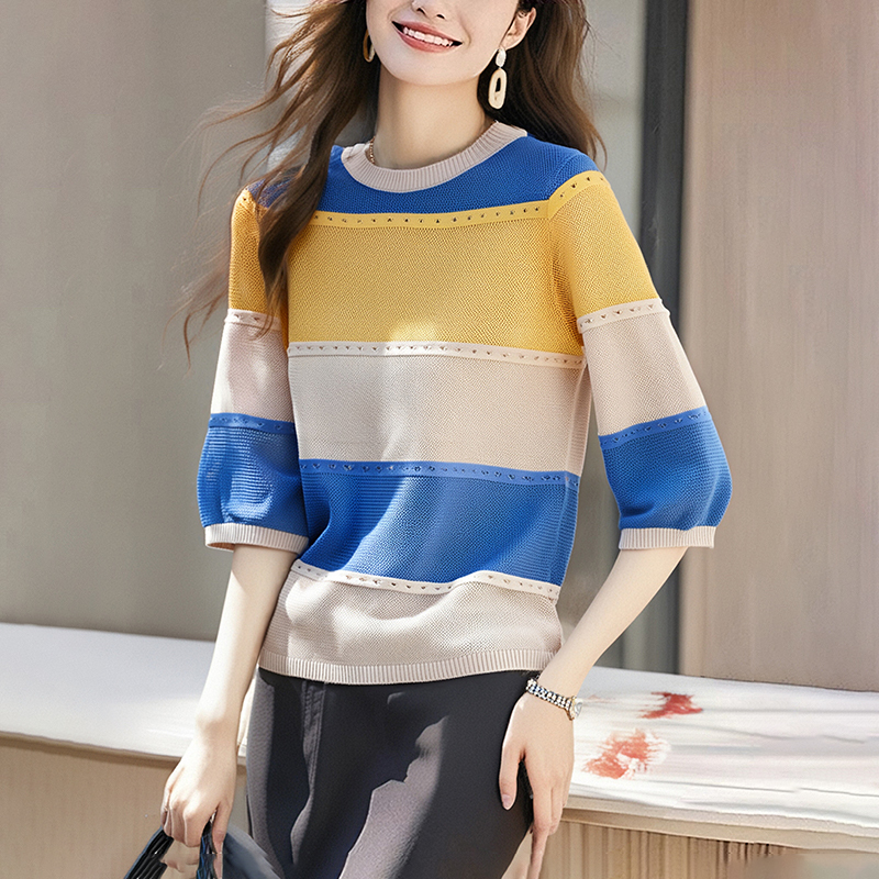 Round neck hollow bottoming T-shirt for women