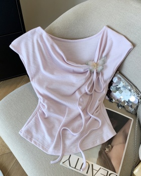 Sleeveless T-shirt small shirt for women