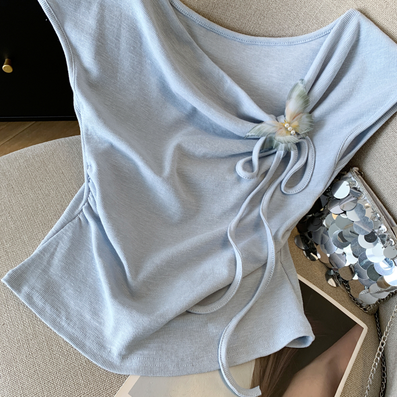 Sleeveless T-shirt small shirt for women