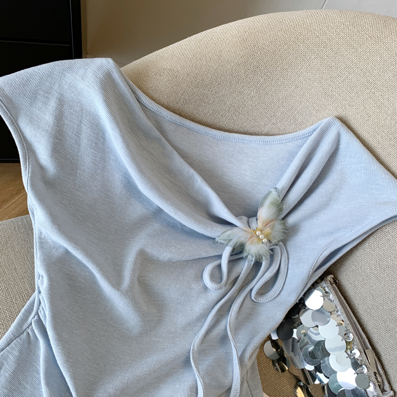 Sleeveless T-shirt small shirt for women