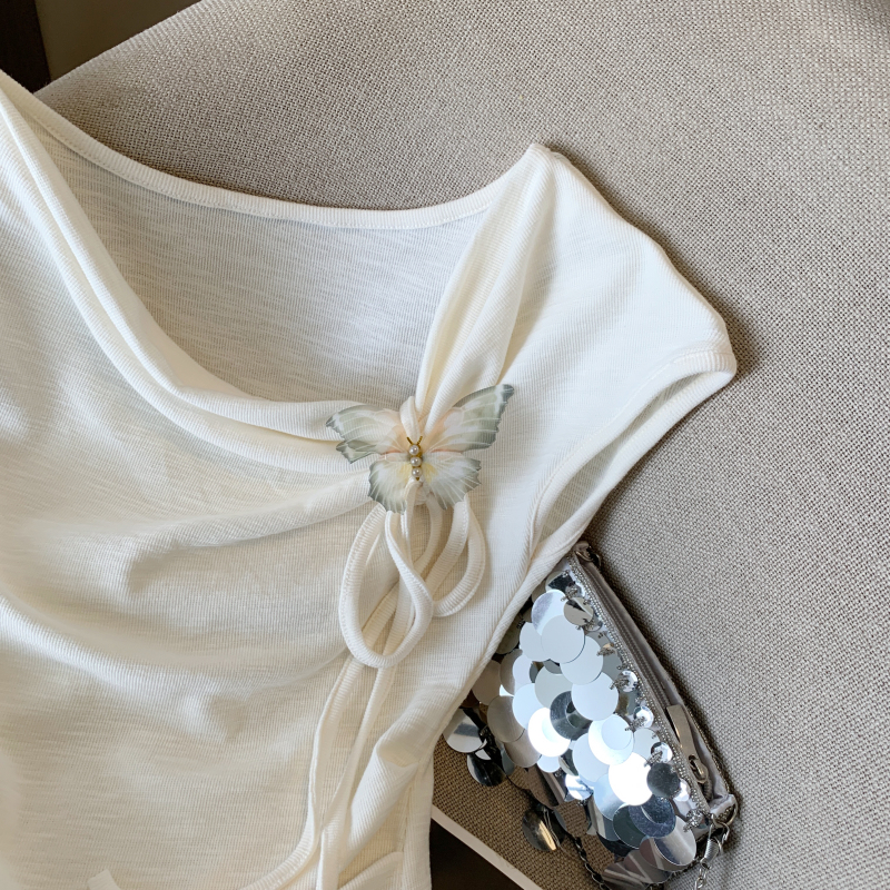 Sleeveless T-shirt small shirt for women