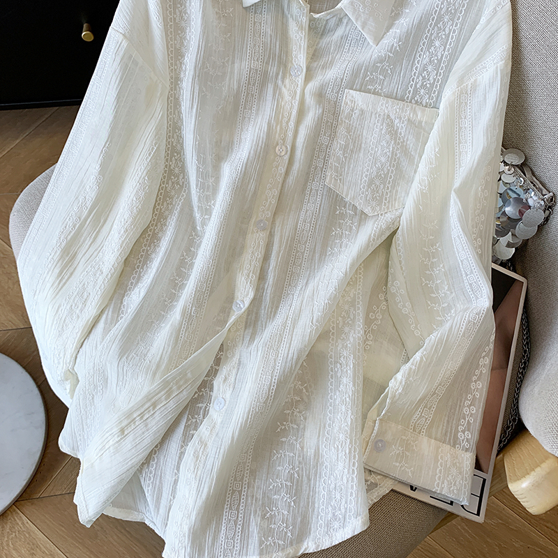 Korean style long hip long sleeve summer shirt for women