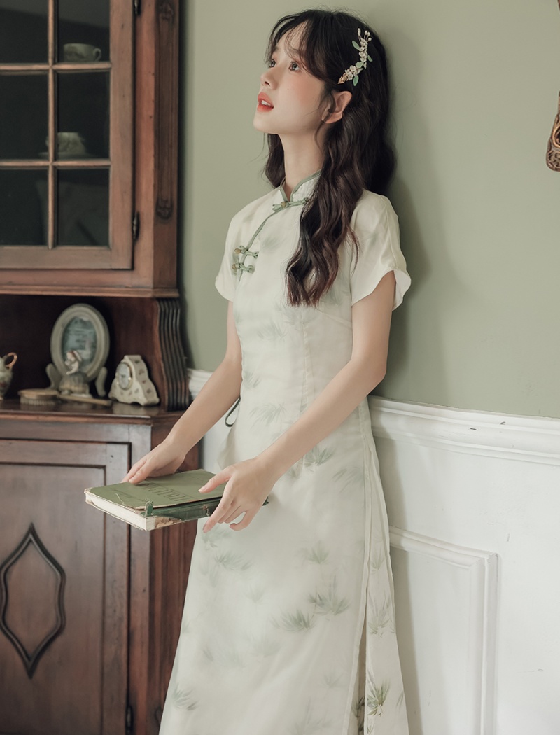 Slim was white temperament Chinese style dress