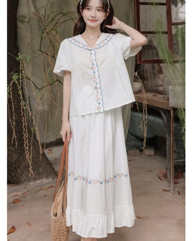 Navy collar bud sleeve small shirt embroidered skirt 2pcs set