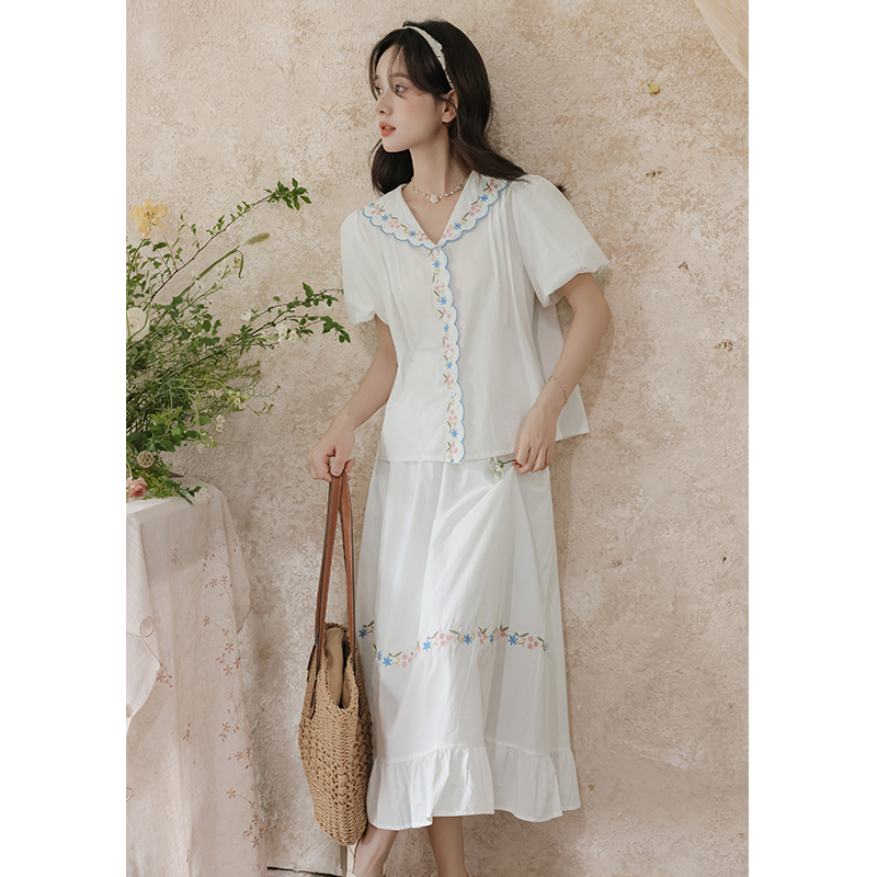 Navy collar bud sleeve small shirt embroidered skirt 2pcs set