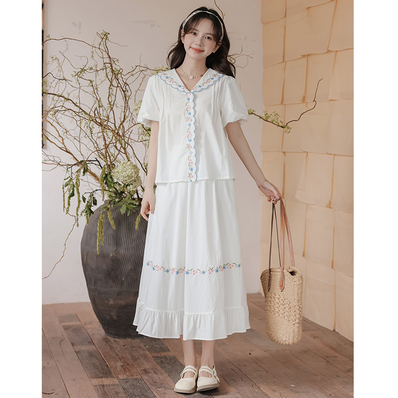 Navy collar bud sleeve small shirt embroidered skirt 2pcs set