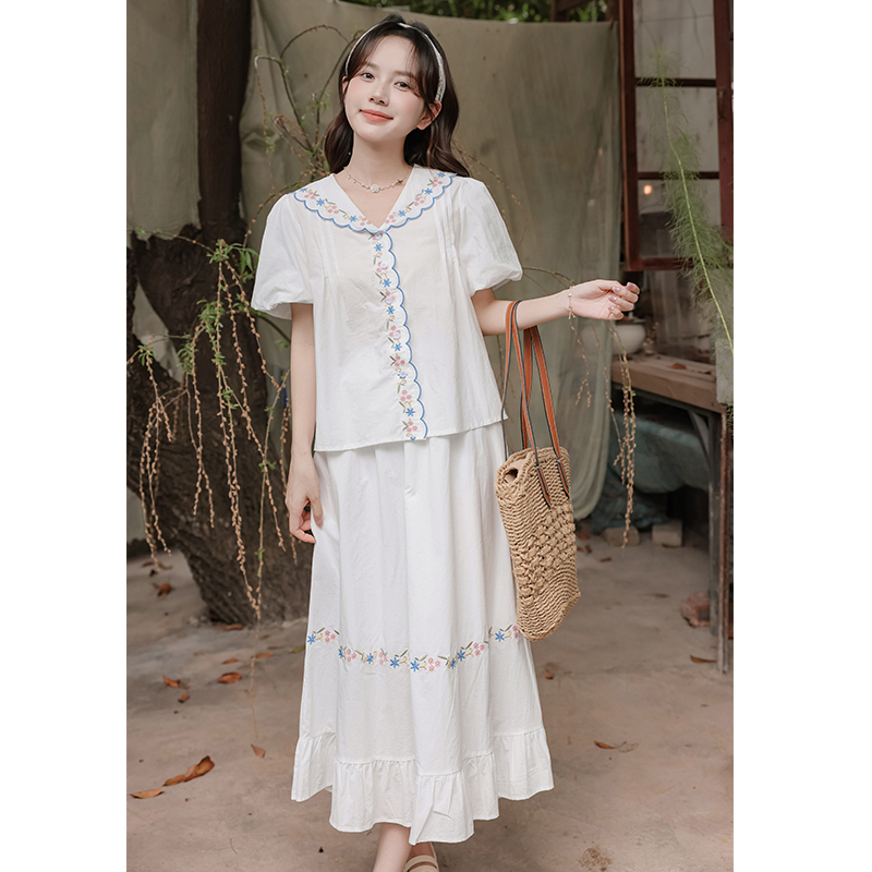 Navy collar bud sleeve small shirt embroidered skirt 2pcs set