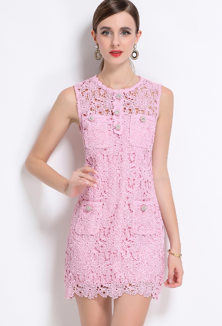 Sleeveless lace T-back round neck summer dress