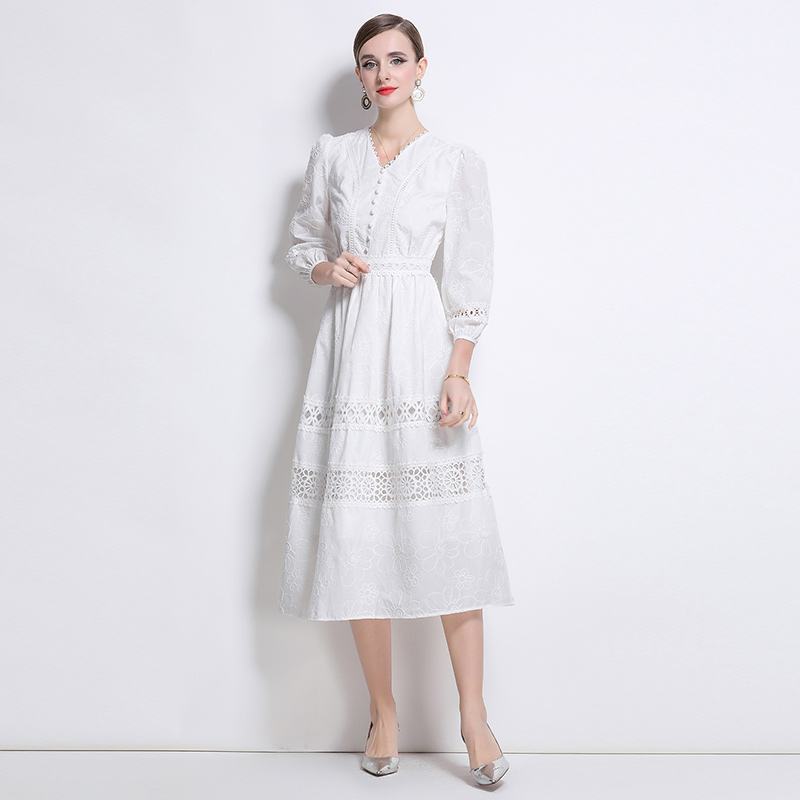 Lace slim white embroidery pinched waist dress for women